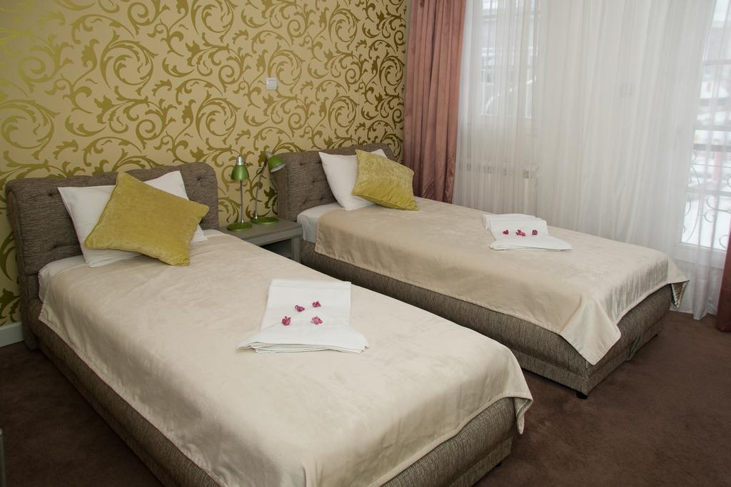 Hotel Kralj Vrnjacka Banja Ruang foto